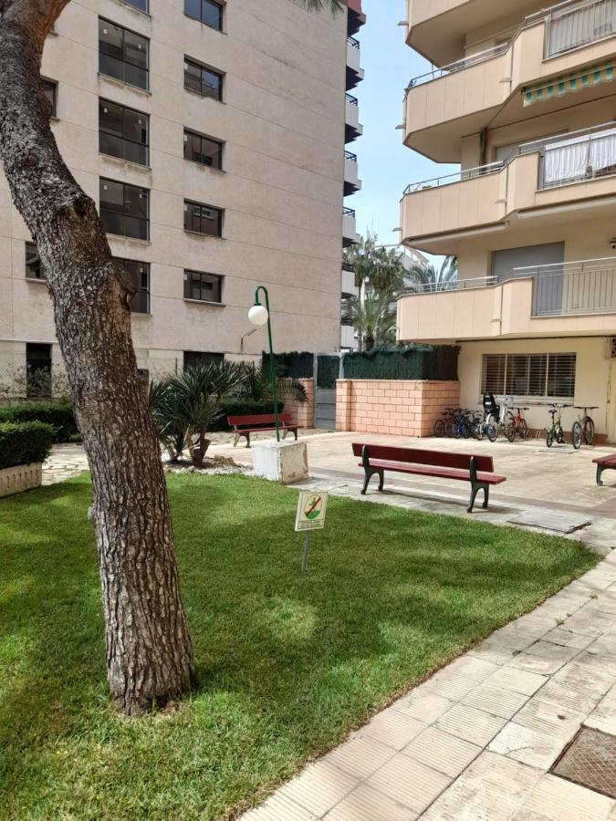 Apartamento En Салоу Екстер'єр фото